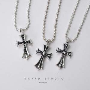 Chrome Hearts Double Cross Necklace